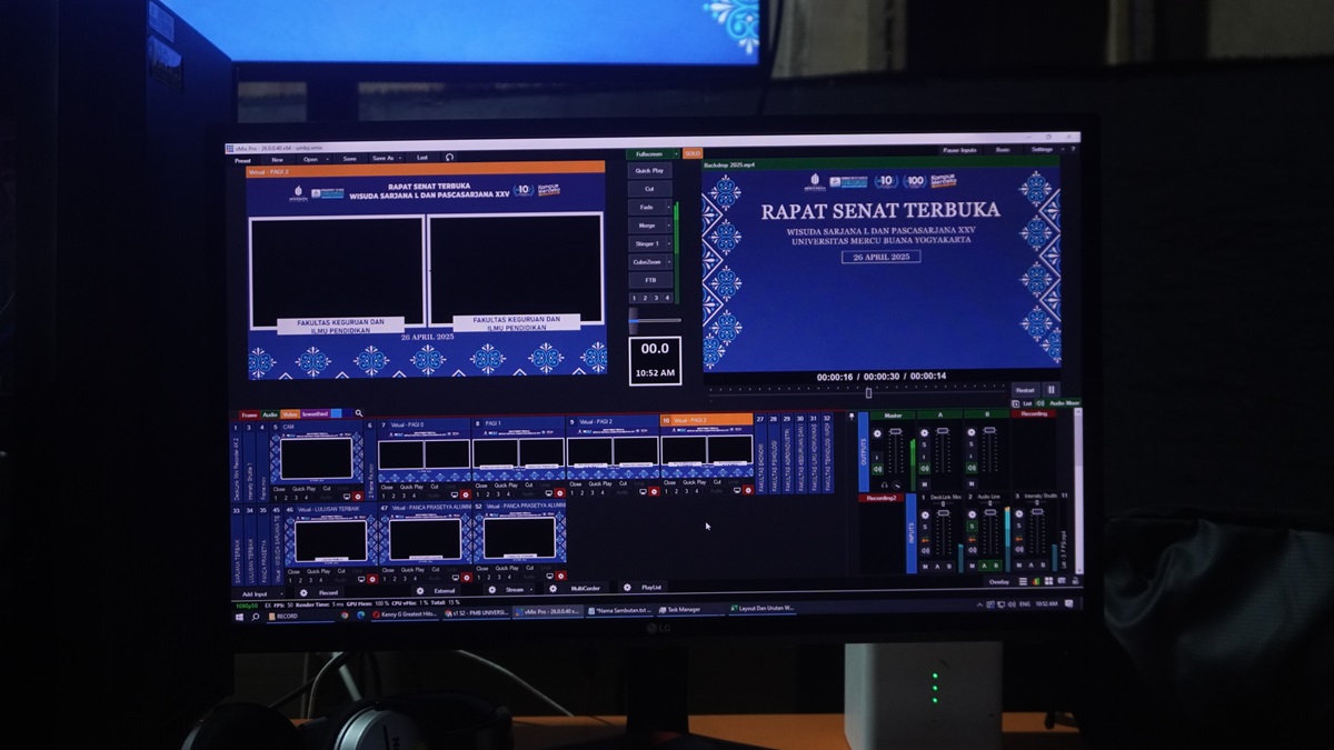 Wisuda UMBY - Jasa Live Streaming Wisuda - Harga Jasa Live Streaming Wisuda UMBY - Sewa LED Screen Wisuda - Evio Multimedia