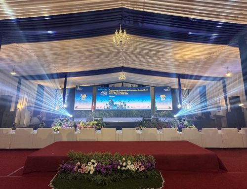 Tren Visual Wisuda 2026