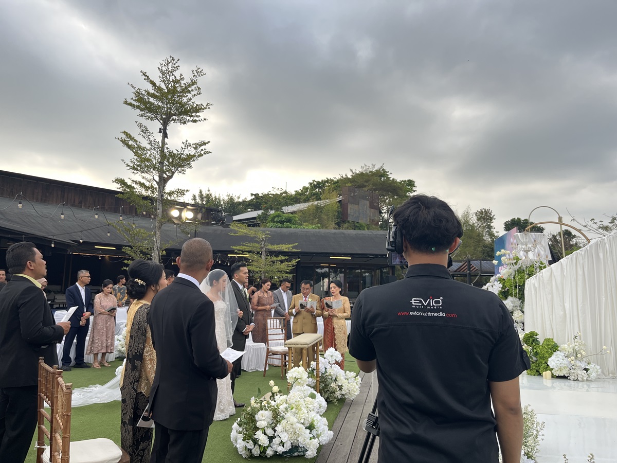 Live Streaming Wedding Klaten - Harga Live Streaming Wedding Klaten - Rekomendasi Jasa Live Streaming Wedding Klaten - Evio Multimedia